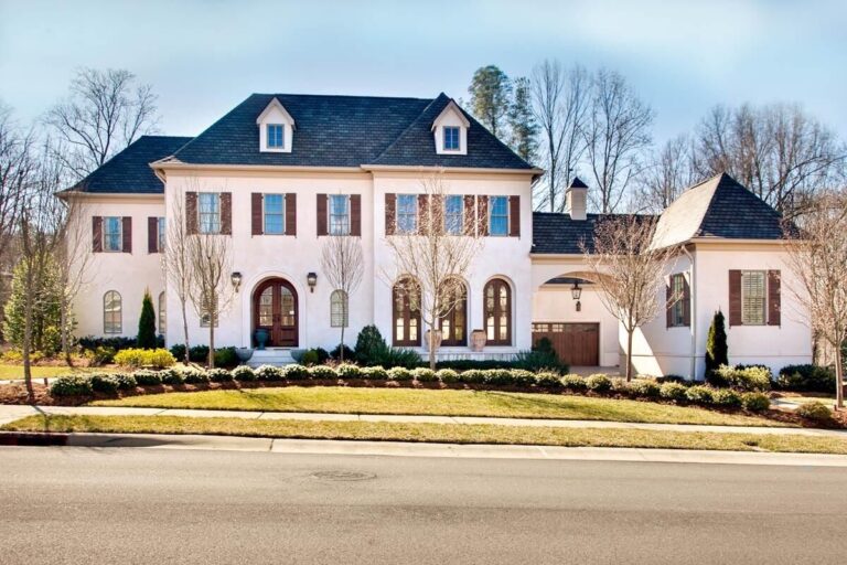 European Elegance with Modern Luxury – 5 Bed 2 Story Home (Floor Plan)