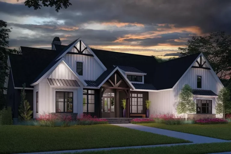 5-Bed Farmhouse With Rear Sloping Lot – 4134 Sq Ft (Floor Plan)