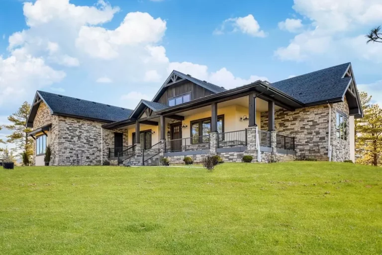 Luxury Mountain Craftsman Plan with Home Office and Walkout Basement (Floor Plan)