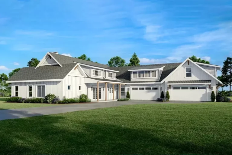 Modern Farmhouse with 4-Car Courtyard-Entry Garage (Floor Plan)