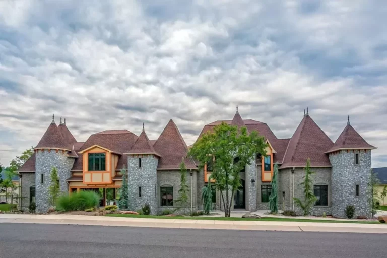 Opulent European Manor Home Plan (Floor Plan)