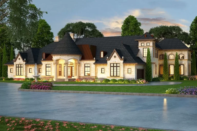 Spacious 5-Bed House Plan with Sport Court (Floor Plan)