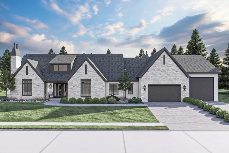 3 Bed Transitional Home Plan with RV Garage – 3164 Square Feet (Floor Plan)
