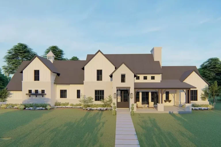 4500 Square Foot Contemporary Texas-Style Farmhouse Plan with 4 Beds (Floor Plan)