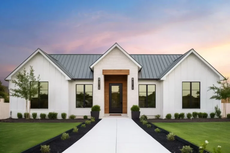 2,300 Square Foot Contemporary Ranch with Vaulted Great Room (Floor Plan)