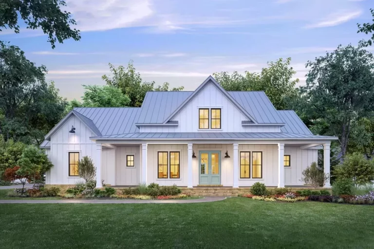 4-Bed Modern Farmhouse Plan with 8'-deep Front Porch (Floor Plan)