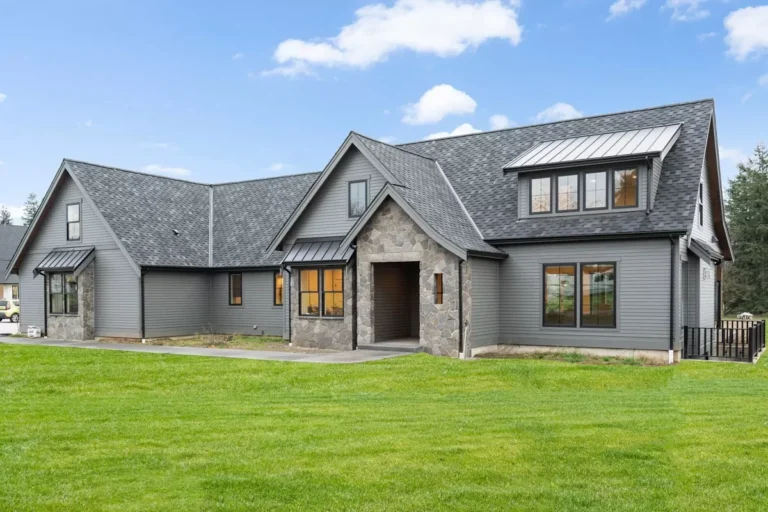 New American House Plan with Flex Room and Lower Level Expansion – 3491 Sq Ft (Floor Plan)