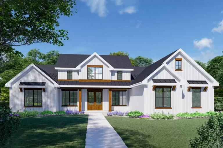 Open-Concept Modern Farmhouse Plan with Split Bedrooms (Floor Plan)