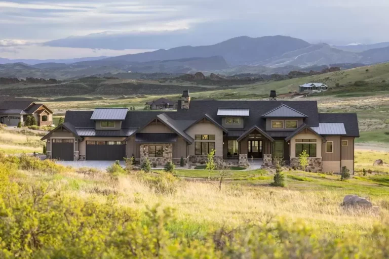 2 or 4 Bed Mountain House Plan with Home Office – 3246 Sq Ft (Floor Plan)