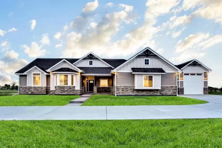 4,100 Sq Ft New American House Plan with RV Garage and Finished Lower Level (Floor Plan)