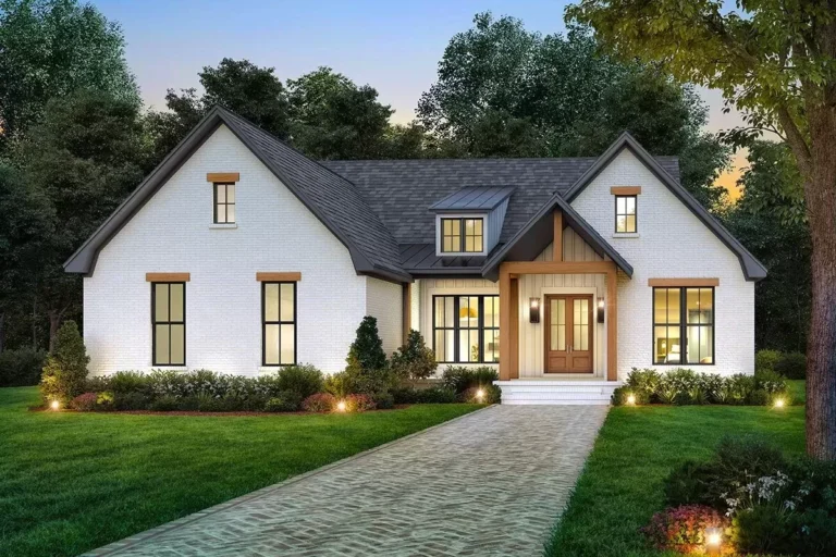 3-Bed Transitional Craftsman House Plan with Vaulted Great Room – 1690 Sq Ft (Floor Plan)