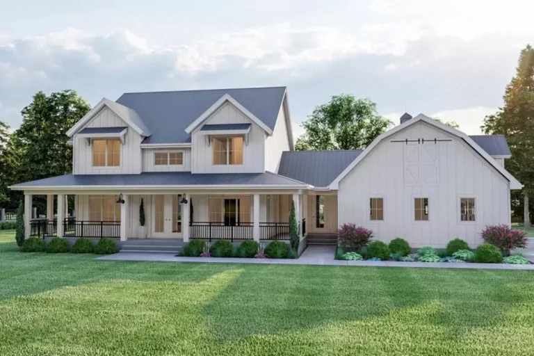 Modern Farmhouse Plan with Side-Load Barn-Style Garage – 2970 Sq Ft (Floor Plan)