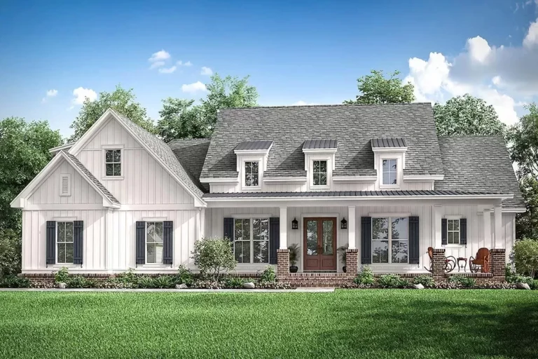Modern Farmhouse Plan with Three Dormers – 2570 Sq Ft (Floor Plan)