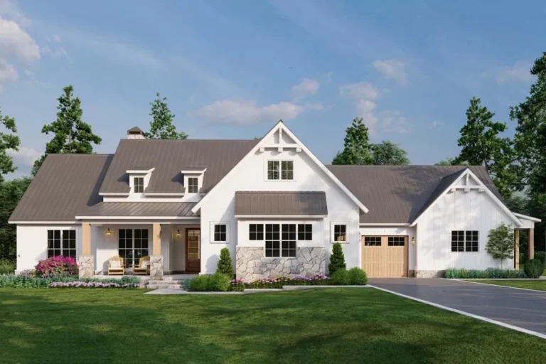 Multi-Generational Modern Farmhouse Under 2600 Square Feet (Floor Plan)