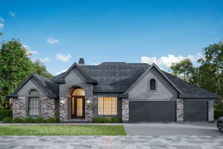 Transitional House Plan with Flex Room and Open Concept Floor Plan – 3221 Sq Ft (Floor Plan)