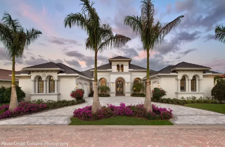 4 Bed Luxury Mediterranean Home Plan with Vaulted Great Room – 4386 Sq Ft (Floor Plan)