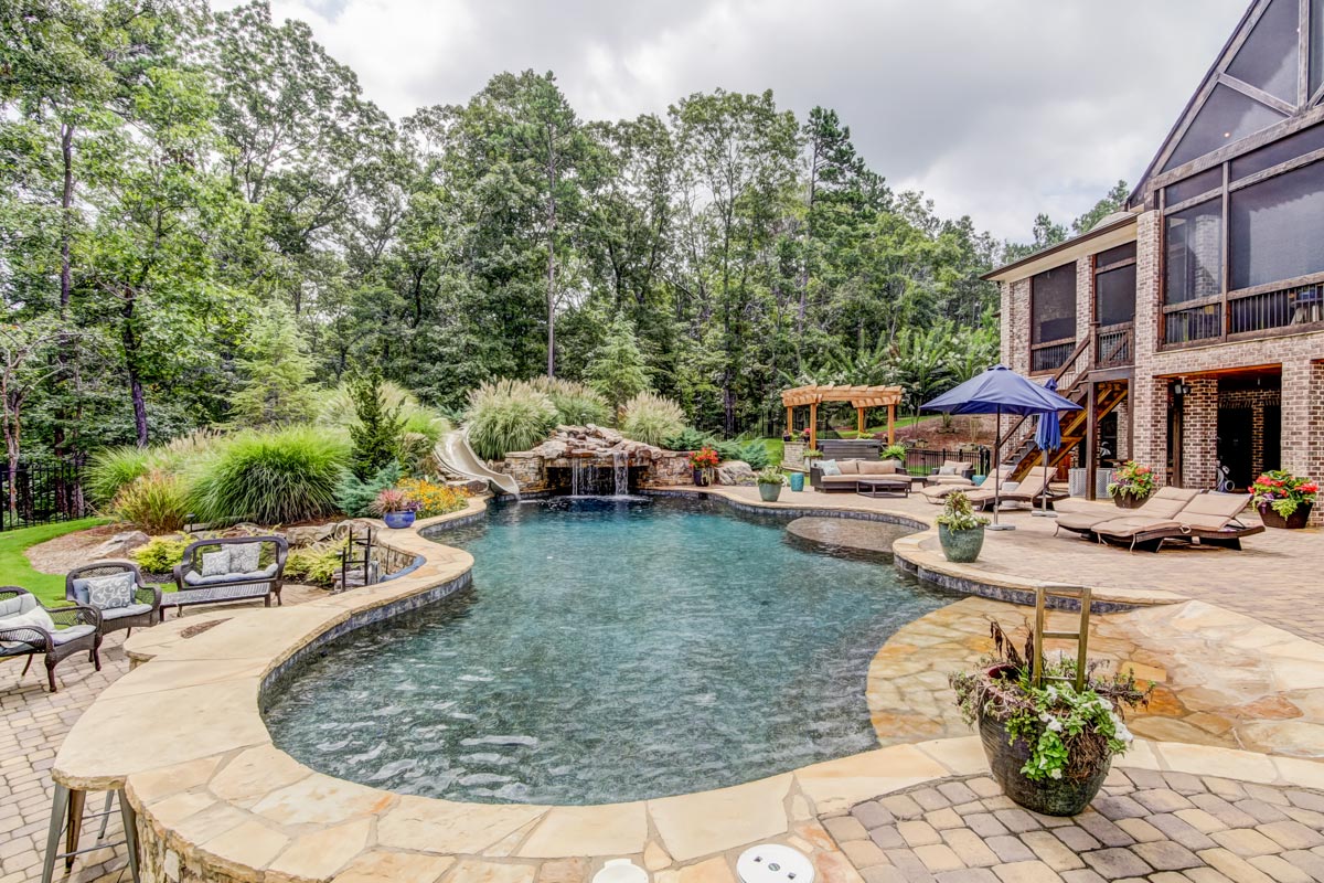 Patio or Outdoor Area