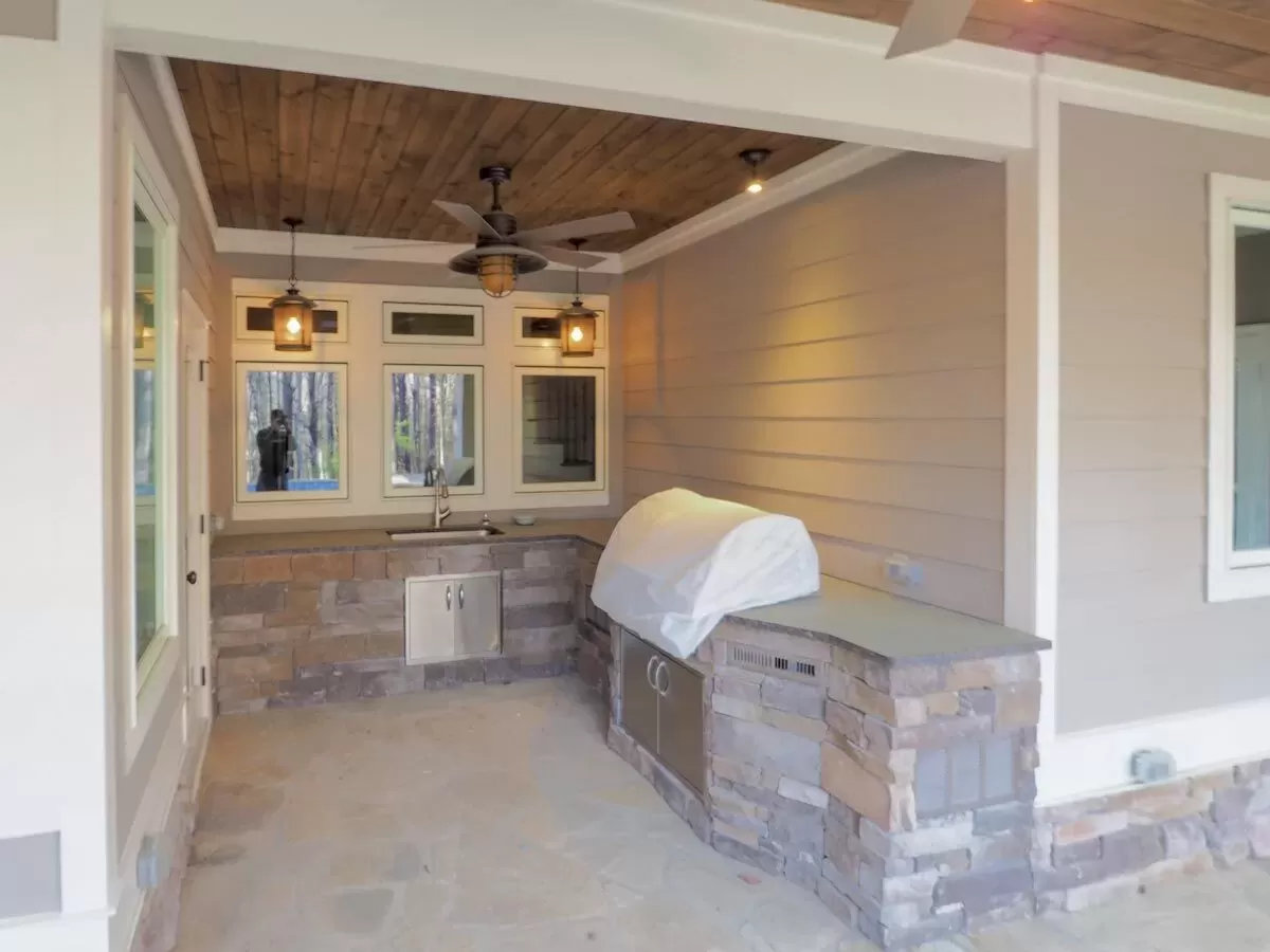 Patio or Outdoor Area