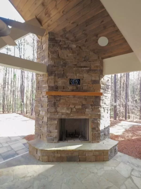 Patio or Outdoor Area