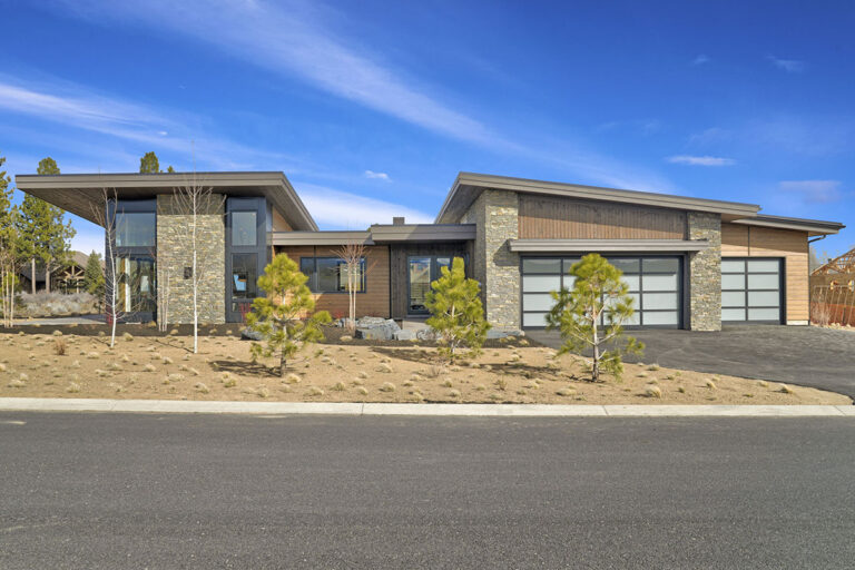 3-Bed Contemporary Home Plan with Courtyard (Floor Plan)