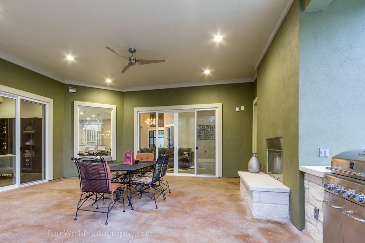 Patio/Outdoor