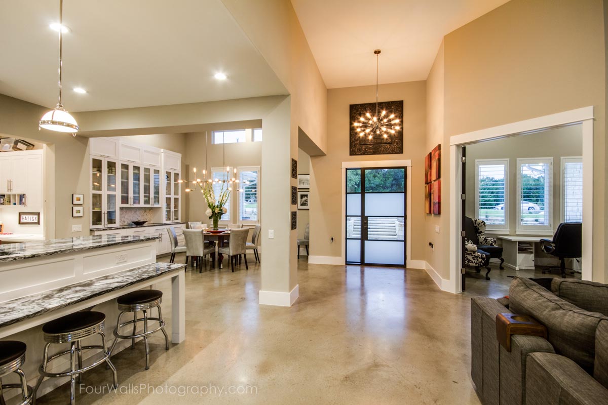 Foyer/Entry