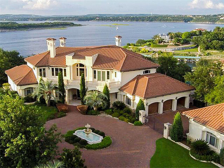 Mediterranean Luxury House Plan (Floor Plan)