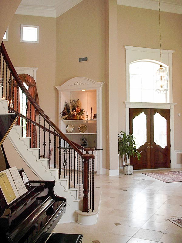 Foyer/Entry