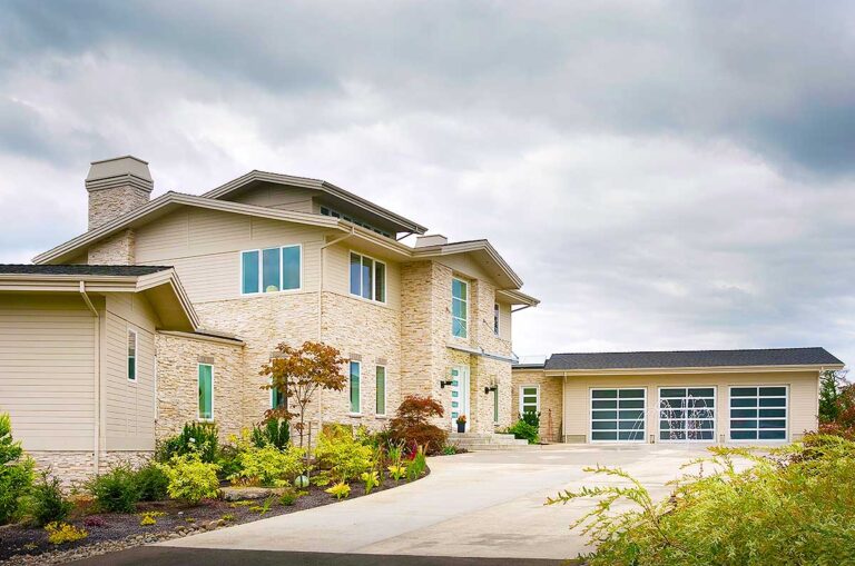 Unique Design with Crows Nest (Floor Plan)