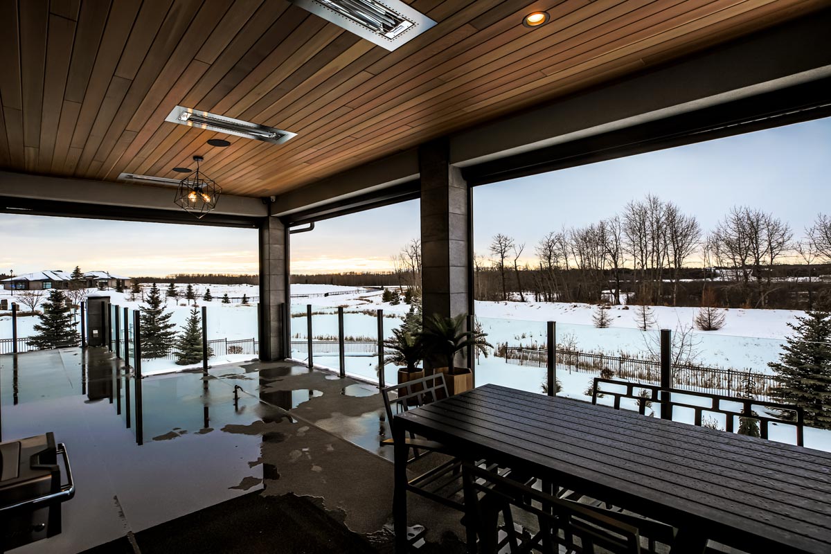 Patio/Outdoor