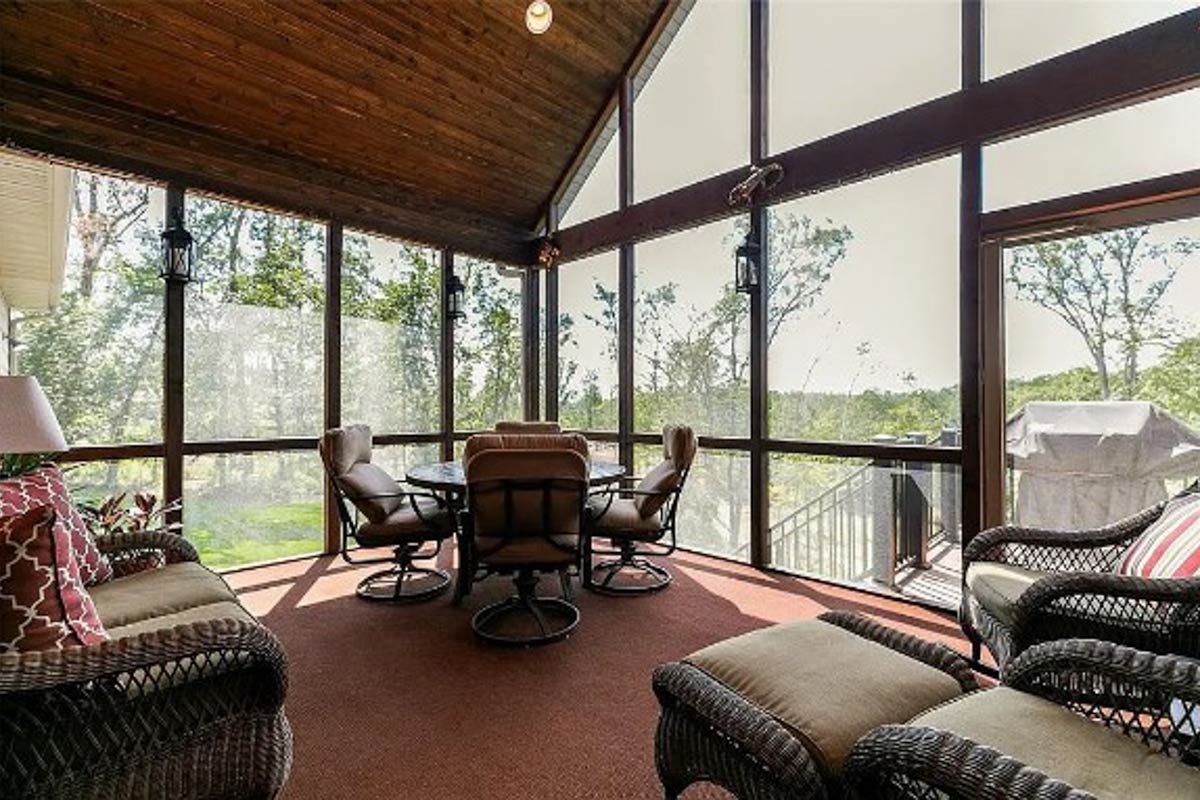 Patio/Outdoor
