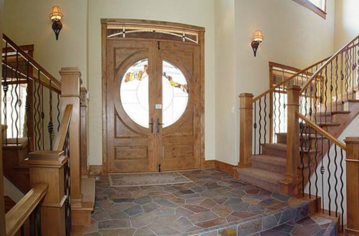 Foyer/Entry