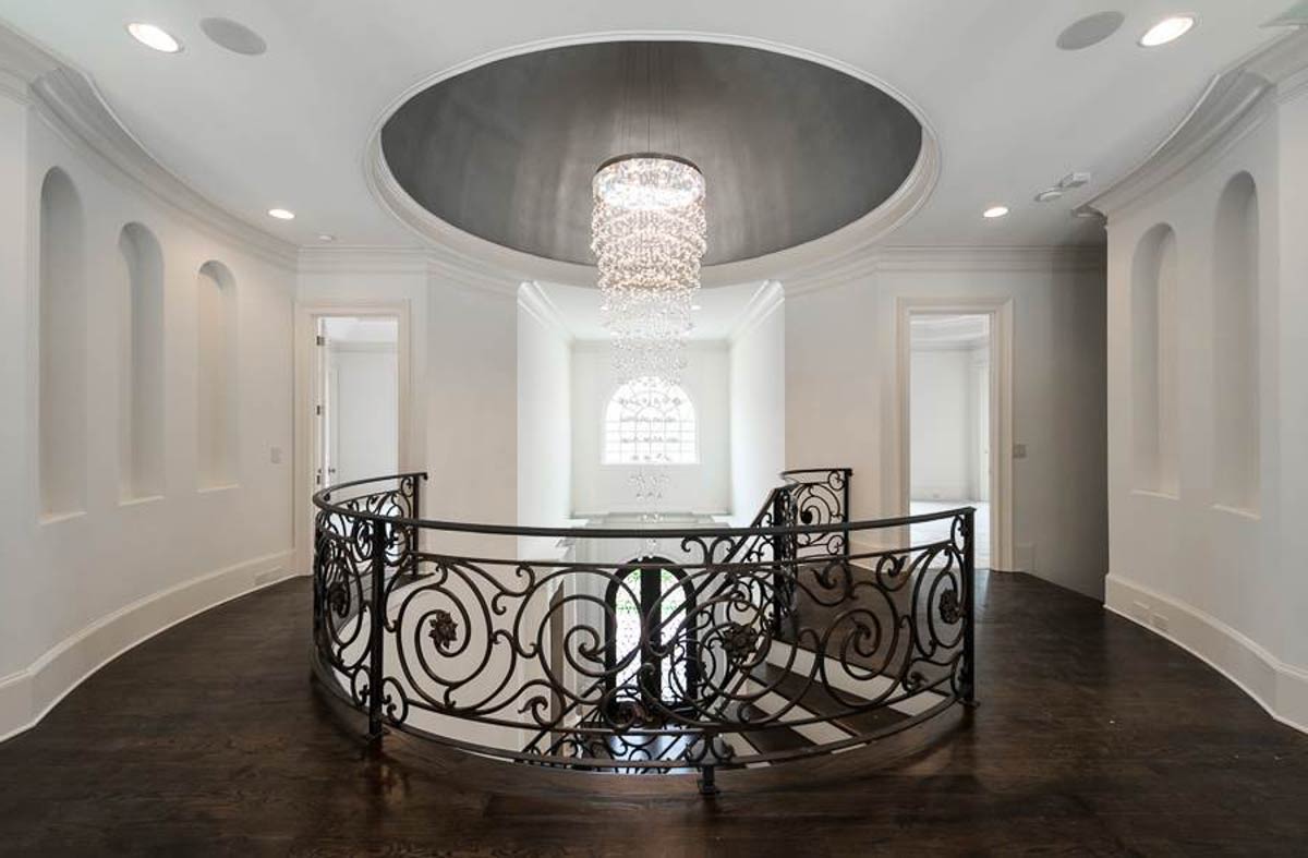 Foyer/Entry