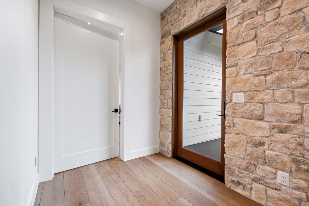 Foyer/Entry