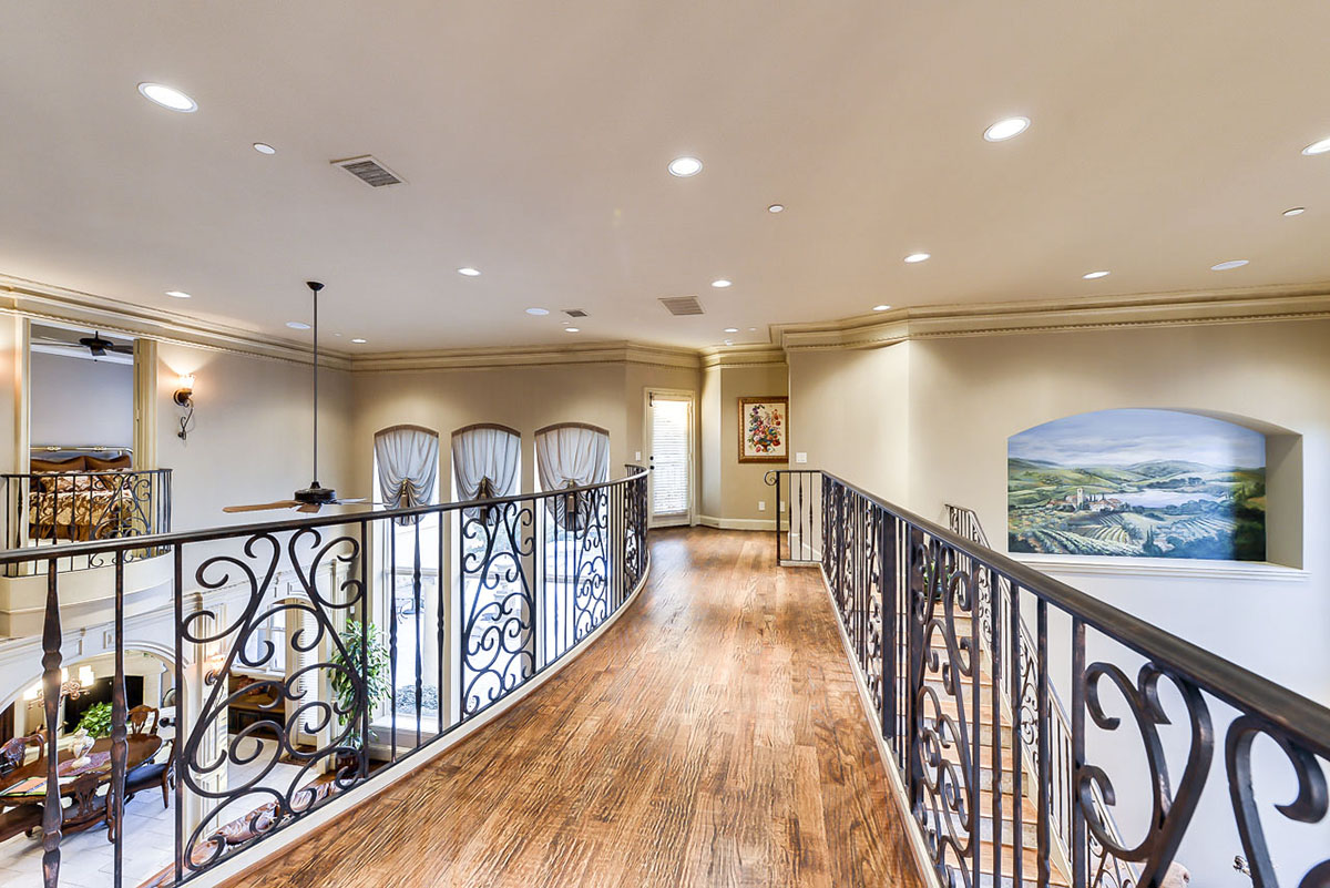 Foyer/Entry