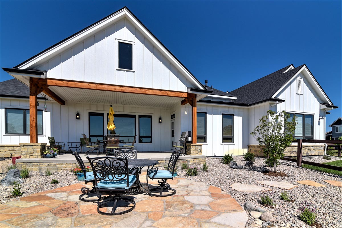 Patio/Outdoor