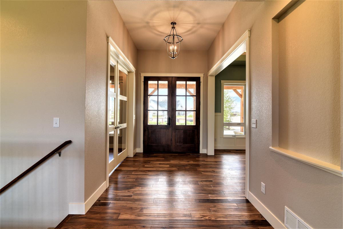 Foyer/Entry