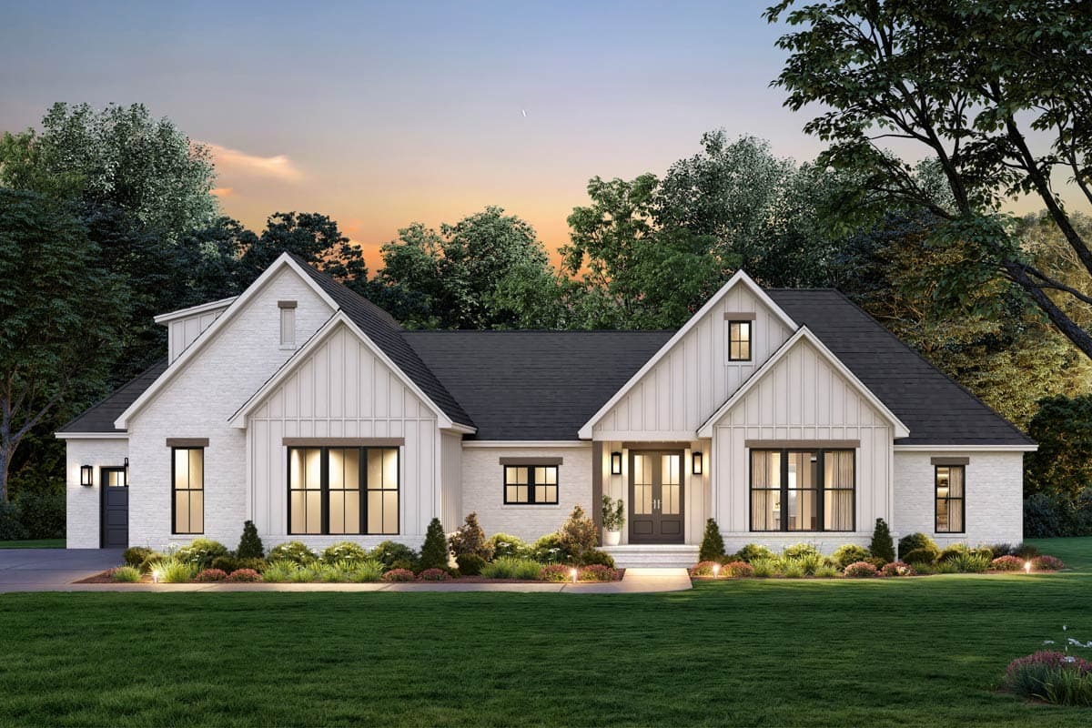 Modern Farmhouse Ranch with Split Bedrooms and Bonus Room (Floor Plan ...