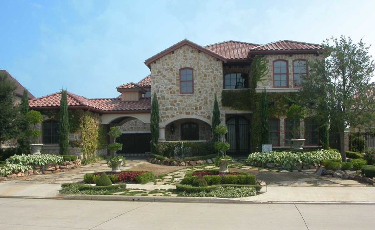 Rustically Elegant Luxury House Plan (Floor Plan)