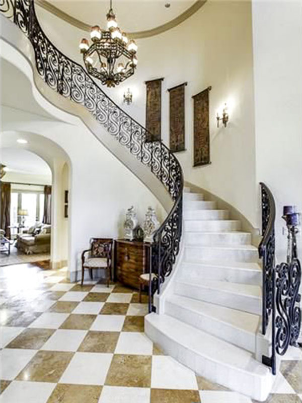 Foyer/Entry