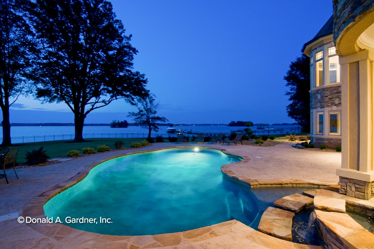 Patio/Outdoor