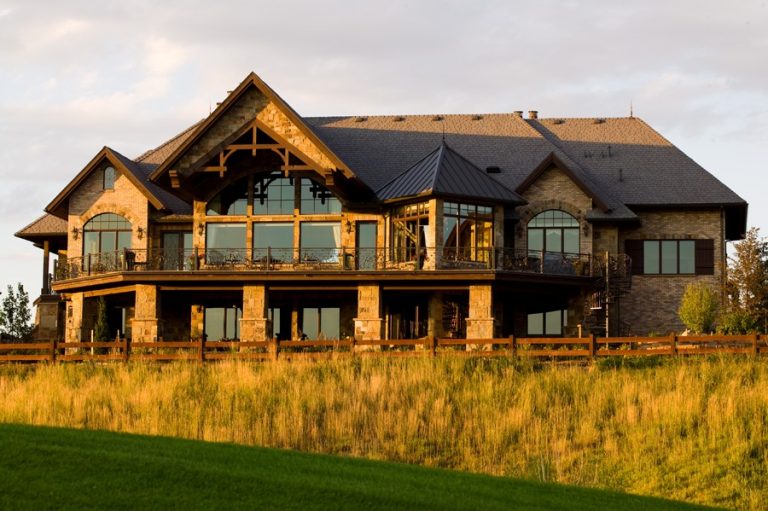 High-Style Mountain Living (Floor Plan)