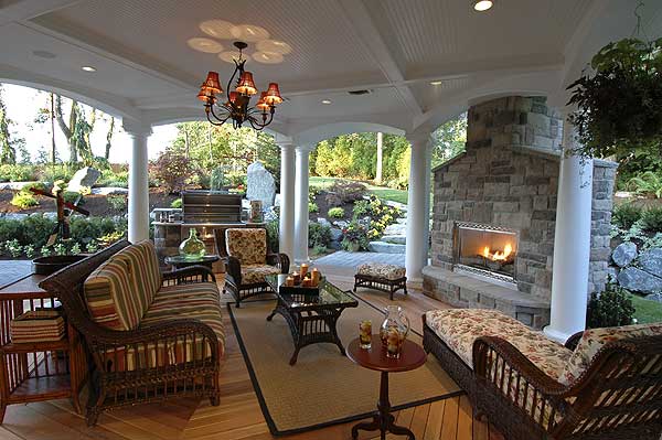 Patio/Outdoor