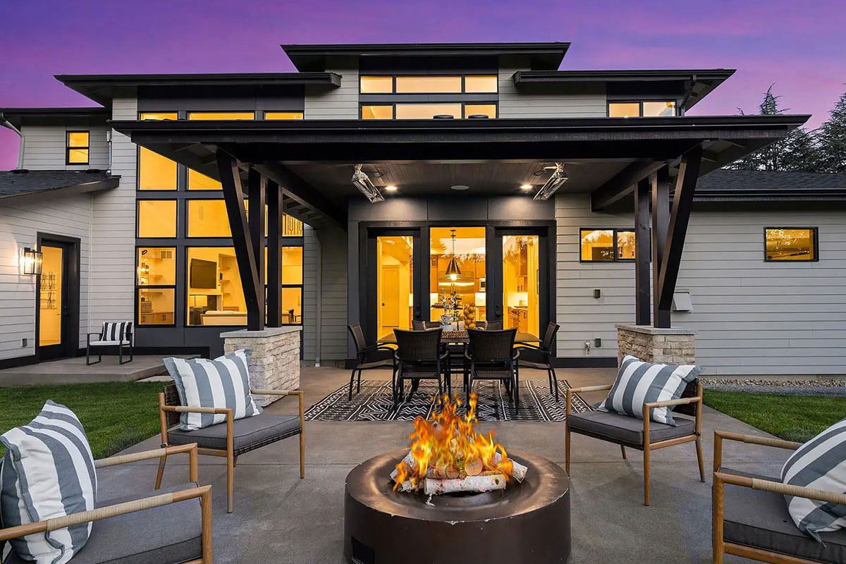Patio/Outdoor