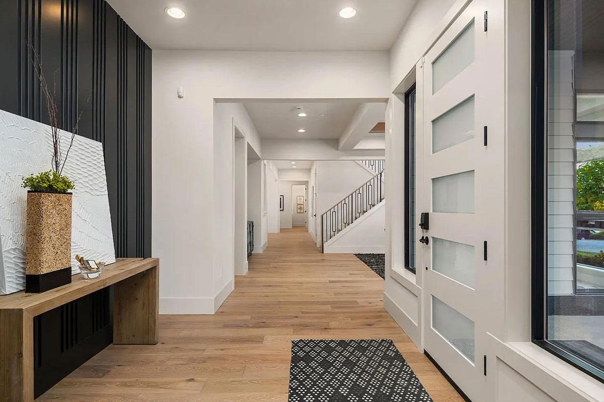 Foyer/Entry
