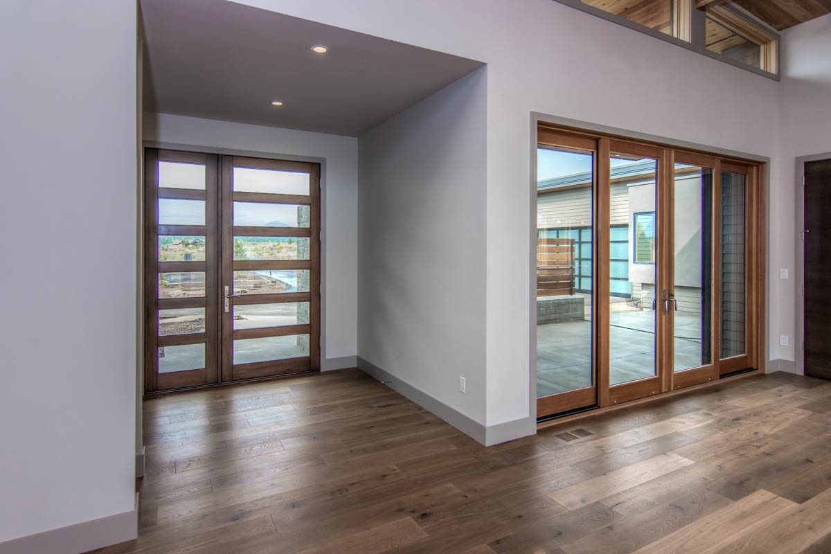 Foyer/Entry