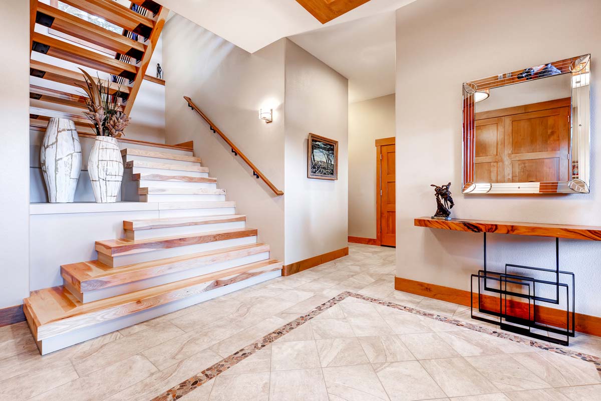 Foyer/Entry