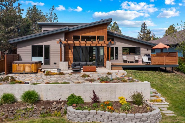 Modern Mountain House Plan with Vaulted Ceilings and Private Guest Room (Floor Plan)