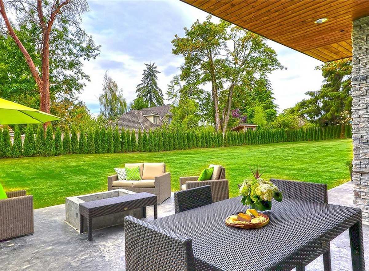Patio/Outdoor