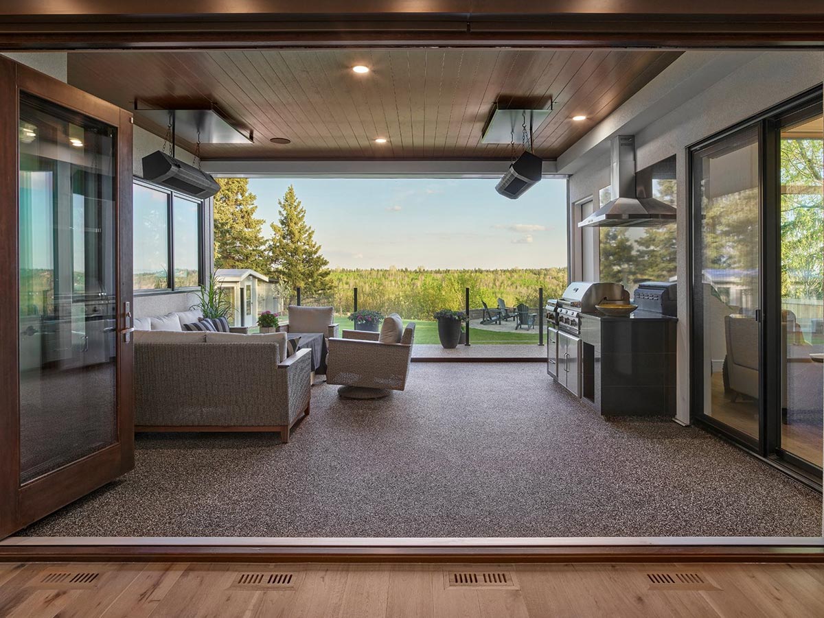 Patio/Outdoor